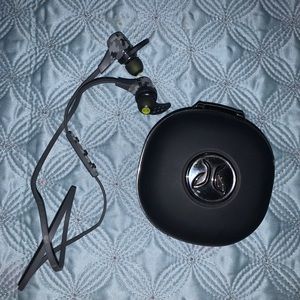 Jaybirds wireless headphones